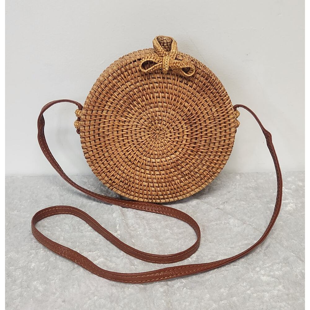 Women Handwoven Round Rattan Crossbody Handbag